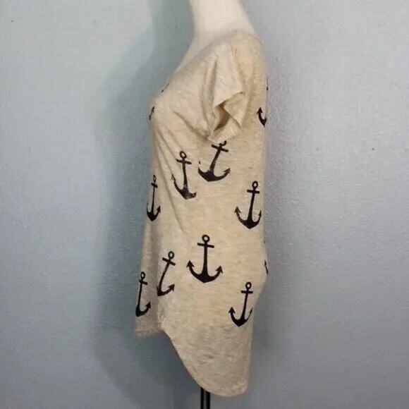 FREE KISSES Anchors Top Natural Color Size Medium - Picture 6 of 9